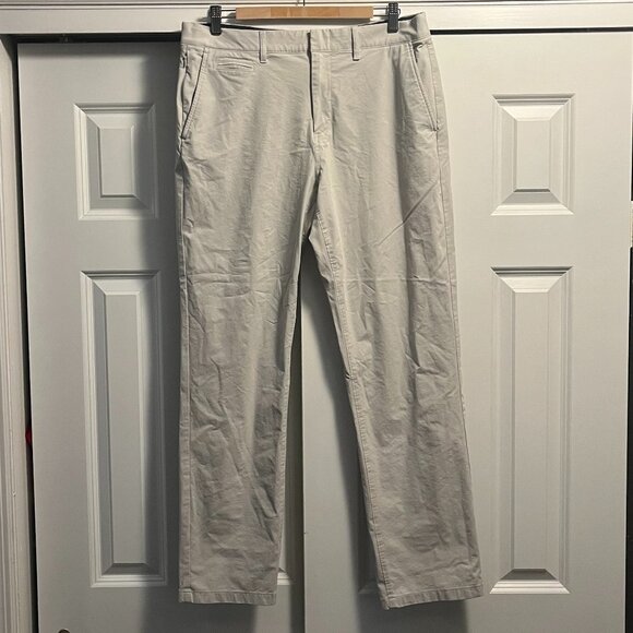J. Crew Tech Pants Mens 34x32 Beige 770 Straight Leg Chino - Picture 1 of 5